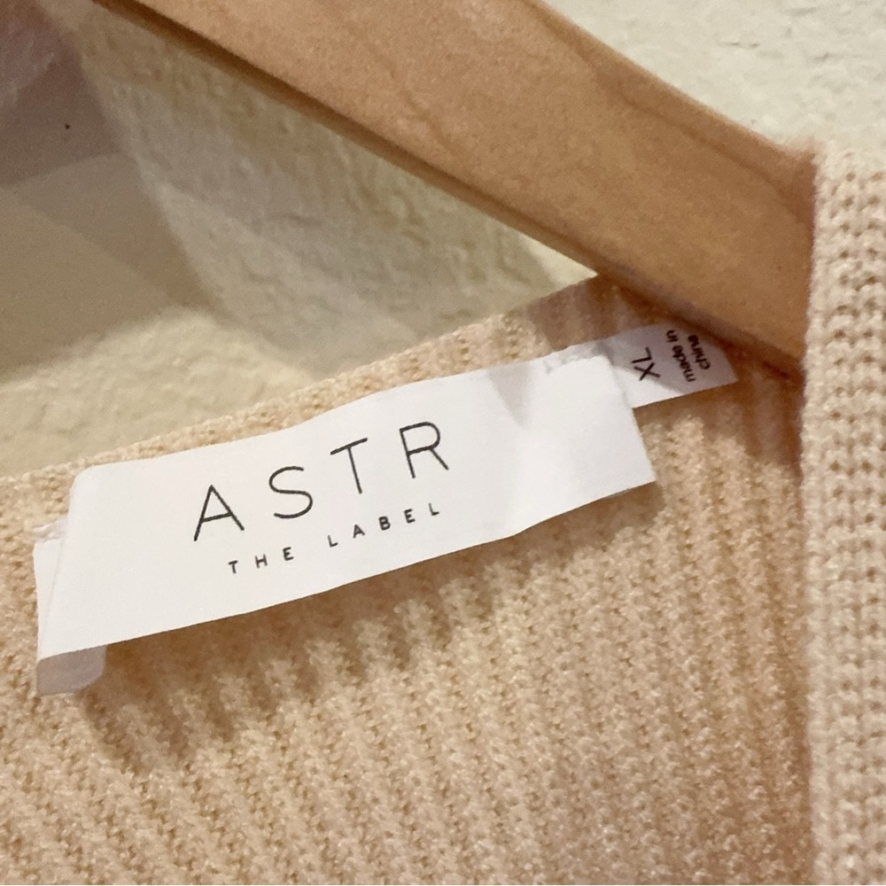 ASTR the Label Catalina Pullover Sweater Top in Cream NWT Size XL - Picture 5 of 7